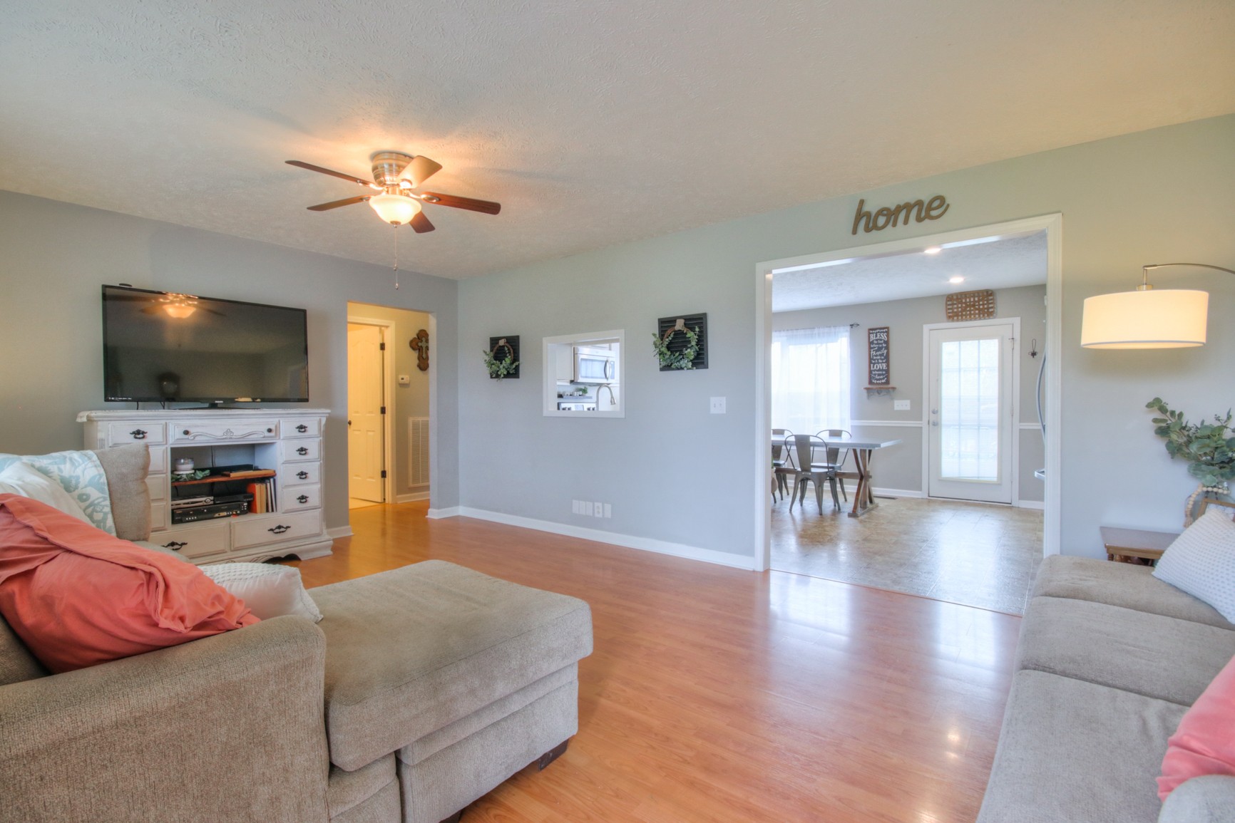 222 Johnny Ruth Court Murfreesboro, TN 37127 - Photo 3 of 35 Gallery Image 3