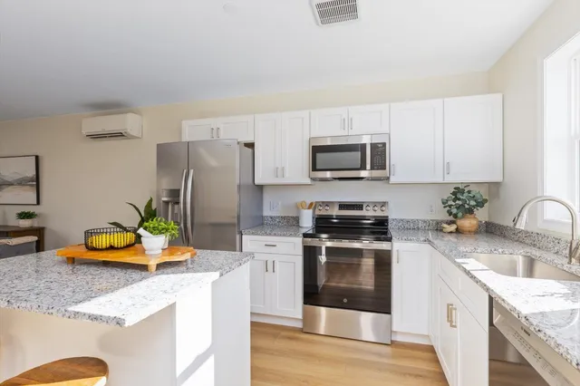 $305,000 | 2 Lucy Lane, Peterborough, NH 03458