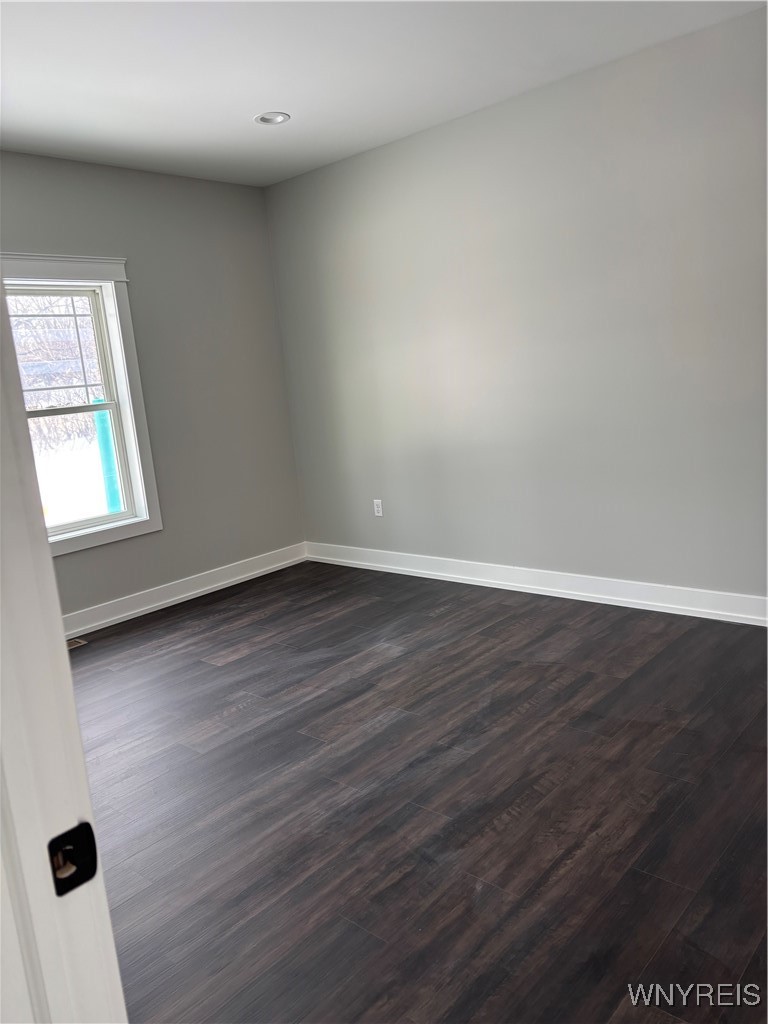 6220 Versailles Road Hamburg, NY 14085 - Photo 26 of 36 PRIMARY SUITE LOCATED AT ITS OWN PRIVATE SIDE OF H