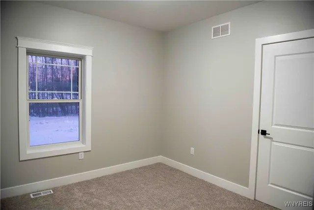 $549,900 | 6220 Versailles Road, Hamburg, NY 14085