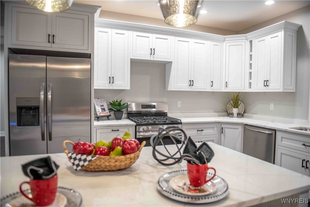 6220 Versailles Road Hamburg, NY 14085 - Photo 10 of 36