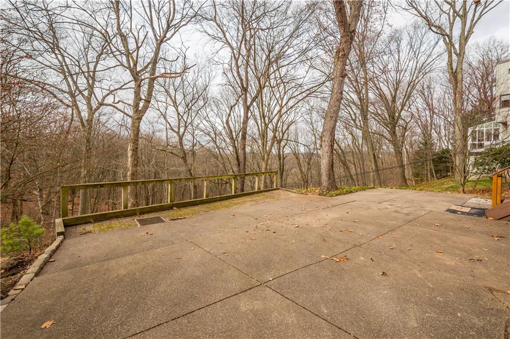 11 Thornridge Road Pittsburgh, PA 15202 - Photo 32 of 34 Gallery Image 32