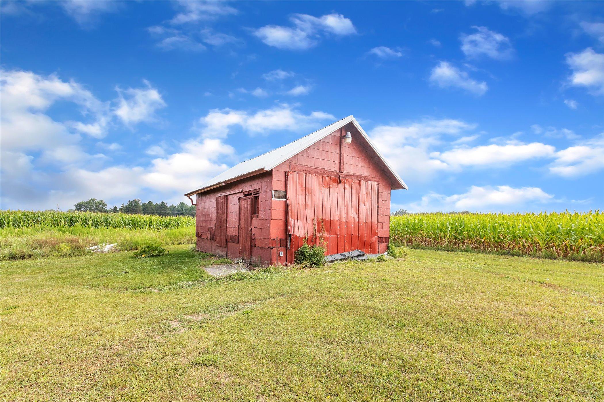 97 South Osborn Road Sumner, MI 48889 - Photo 42 of 50 42-97-S-Osborn-Rd-WindowStill-Real-Estat