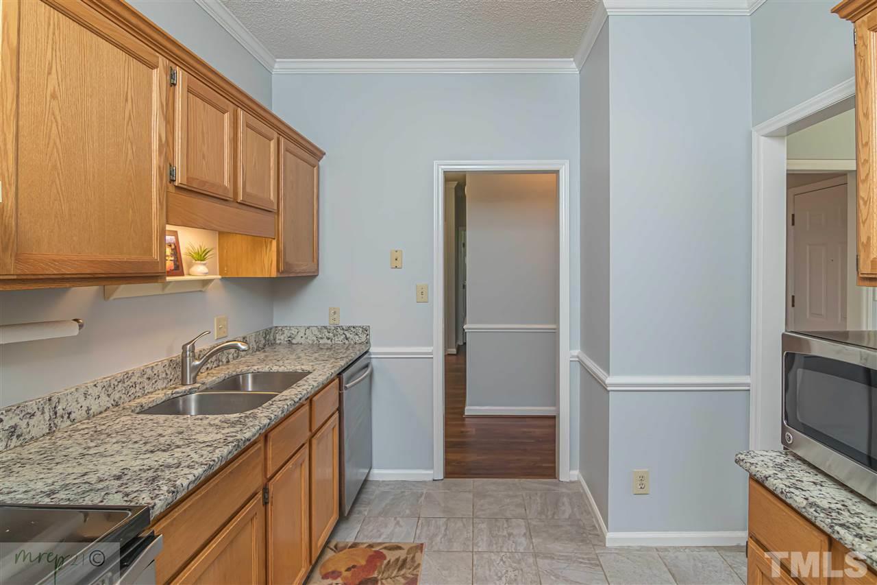 2020 Virginia Dare Place Raleigh, NC 27610 - Photo 4 of 26 Gallery Image 4