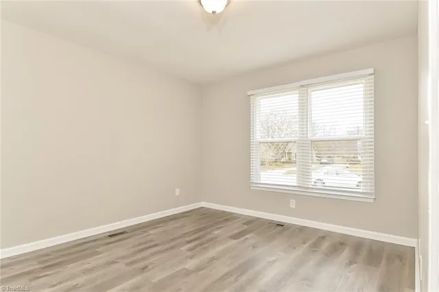 $1,825 | 3201 High View Circle, Greensboro, NC 27410