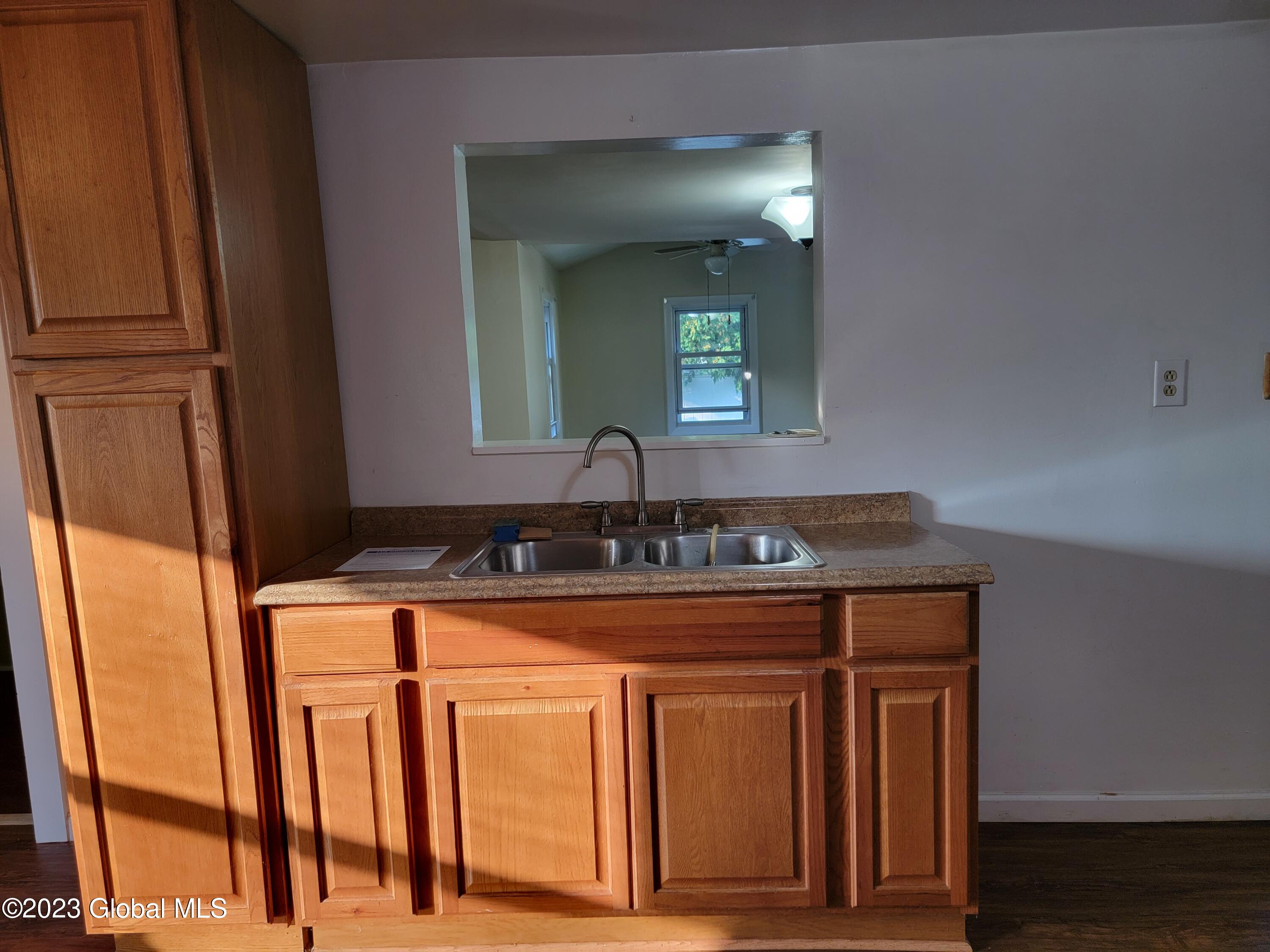10 Westcott Road Troy, NY 12182 - Photo 20 of 39 1000010649