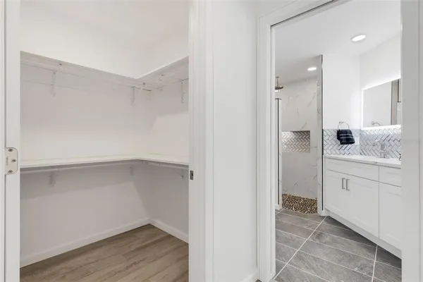 $2,300 | 606 Marcus Street, Unit 26, Venice, FL 34285