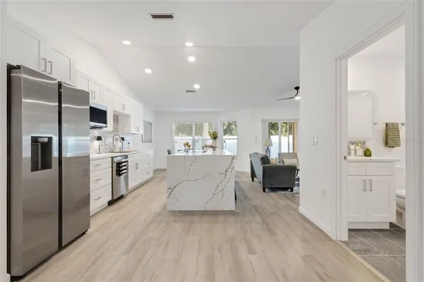 $2,300 | 606 Marcus Street, Unit 26, Venice, FL 34285