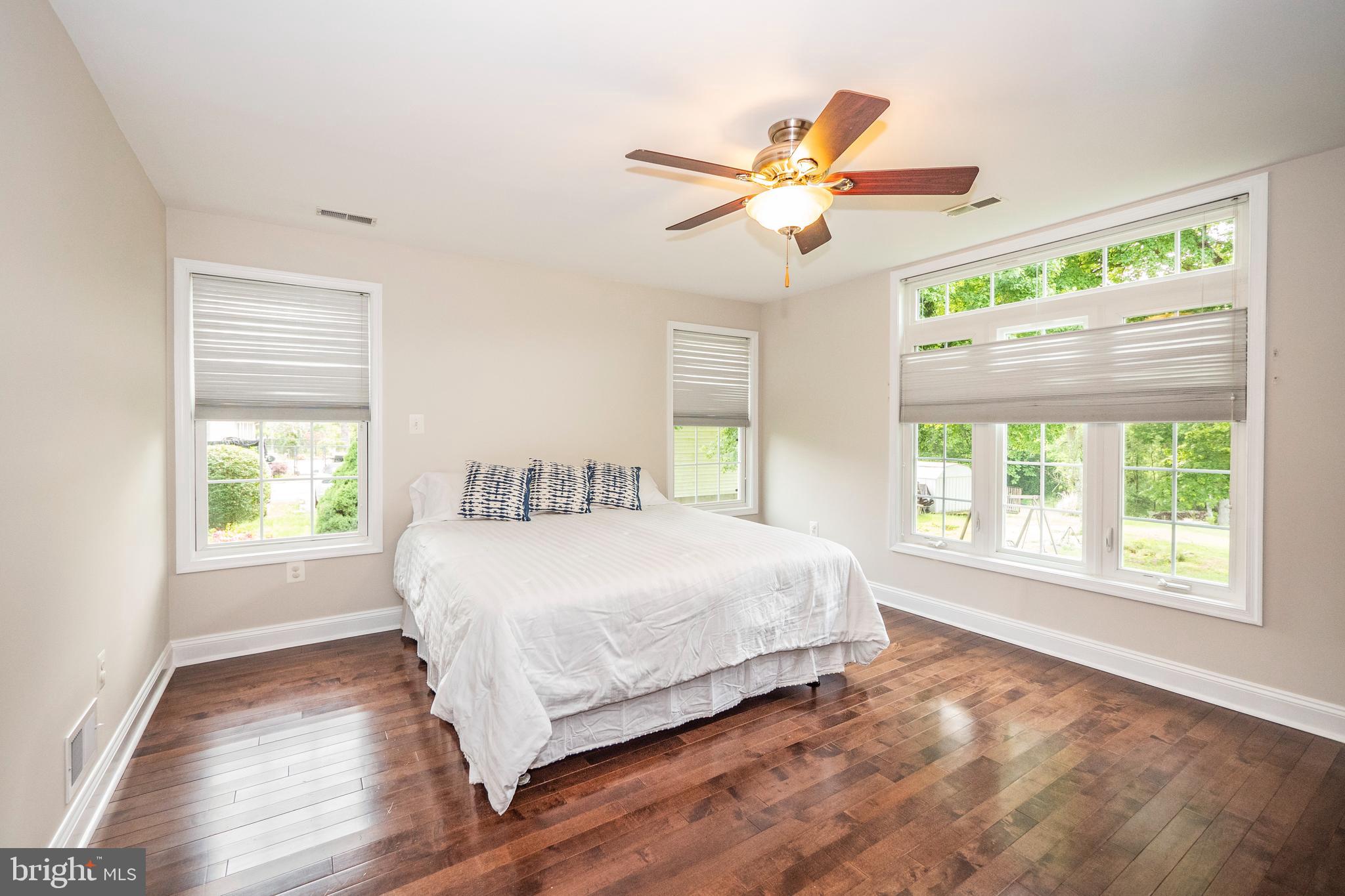 8933 Watkins Road Gaithersburg, MD 20882 - Photo 21 of 65 Main Level -Primary Bedroom Suite