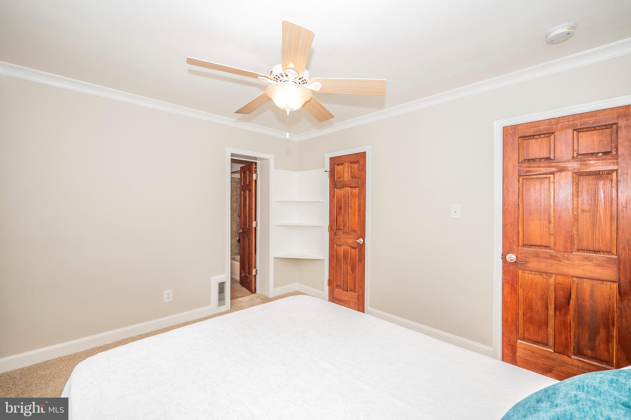 8933 Watkins Road Gaithersburg, MD 20882 - Photo 33 of 65 Main Level - 2nd Bedroom Suite