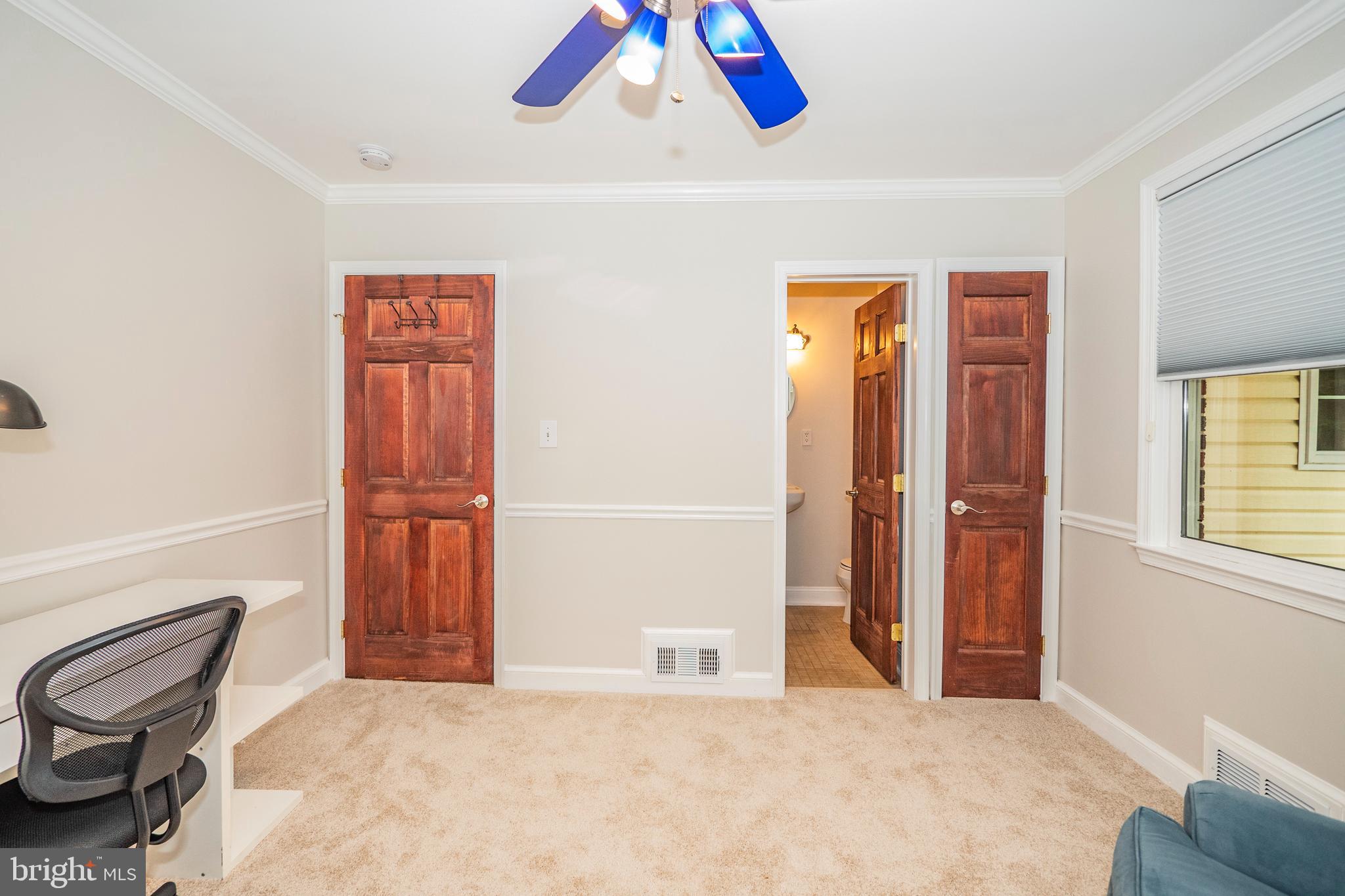 8933 Watkins Road Gaithersburg, MD 20882 - Photo 38 of 65 Main Level - Bedroom #3 w/ Attached Bathroom