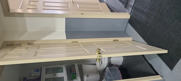 a view of utility room