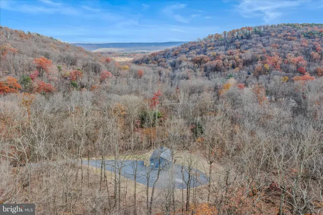 a view of a dry field