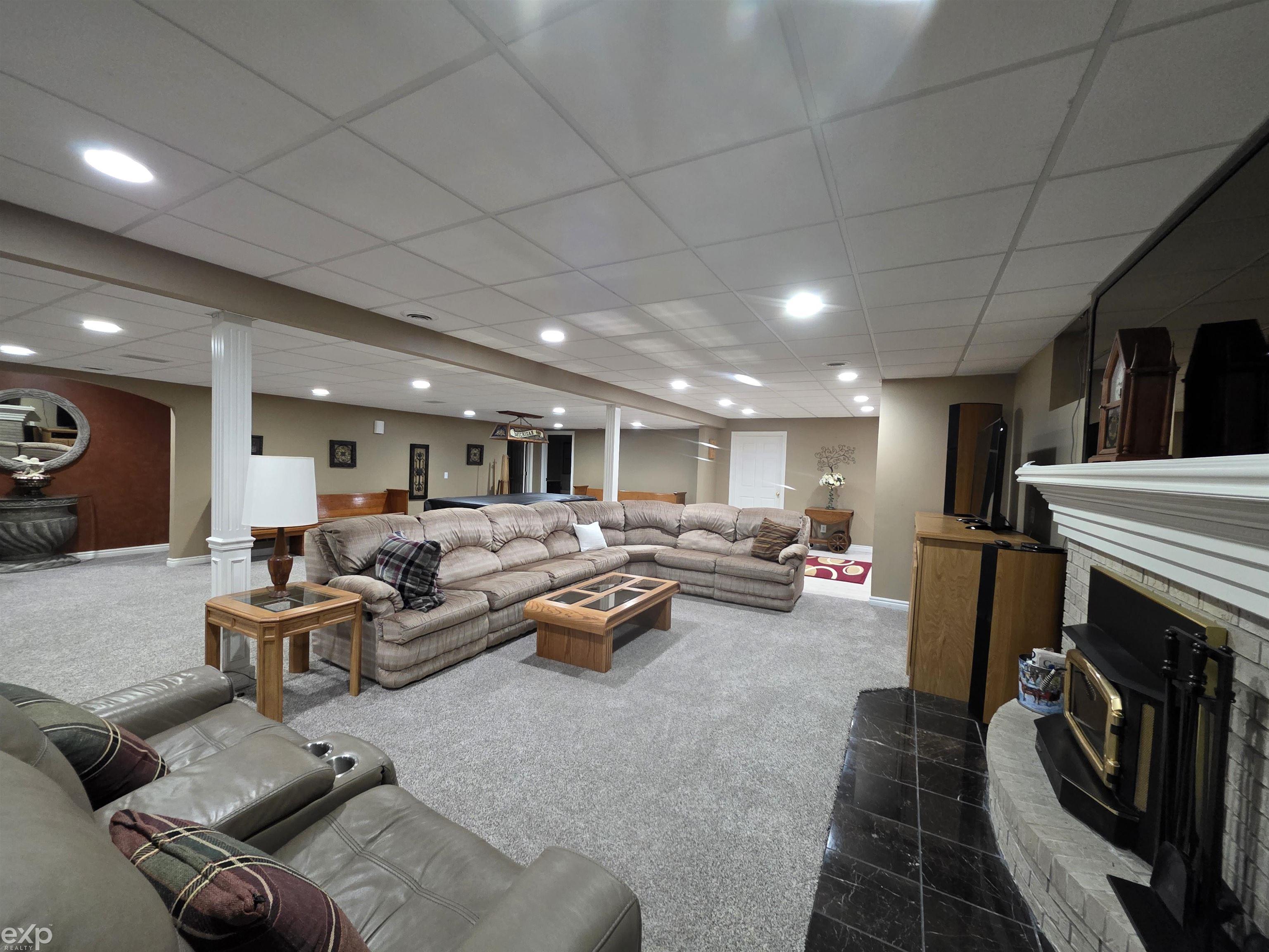 53203 Foss Road Macomb, MI 48042 - Photo 48 of 72