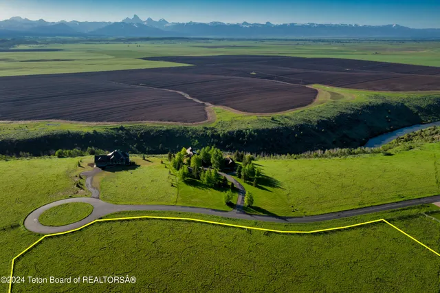 $499,000 | 9916 Angler Point, Tetonia, ID 83452