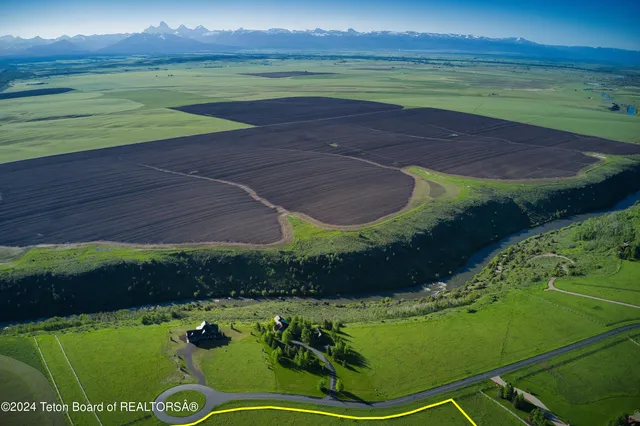 $499,000 | 9916 Angler Point, Tetonia, ID 83452