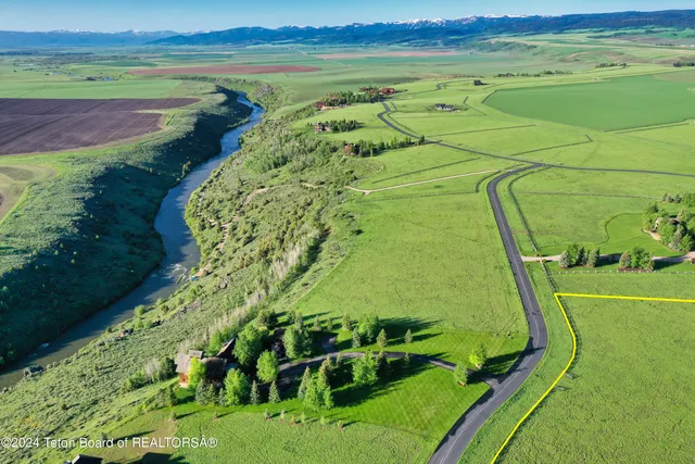 $499,000 | 9916 Angler Point, Tetonia, ID 83452