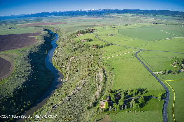 $499,000 | 9916 Angler Point, Tetonia, ID 83452