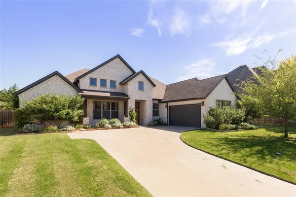 $469,000 | 217 HIllstone Drive, Midlothian, TX 76065