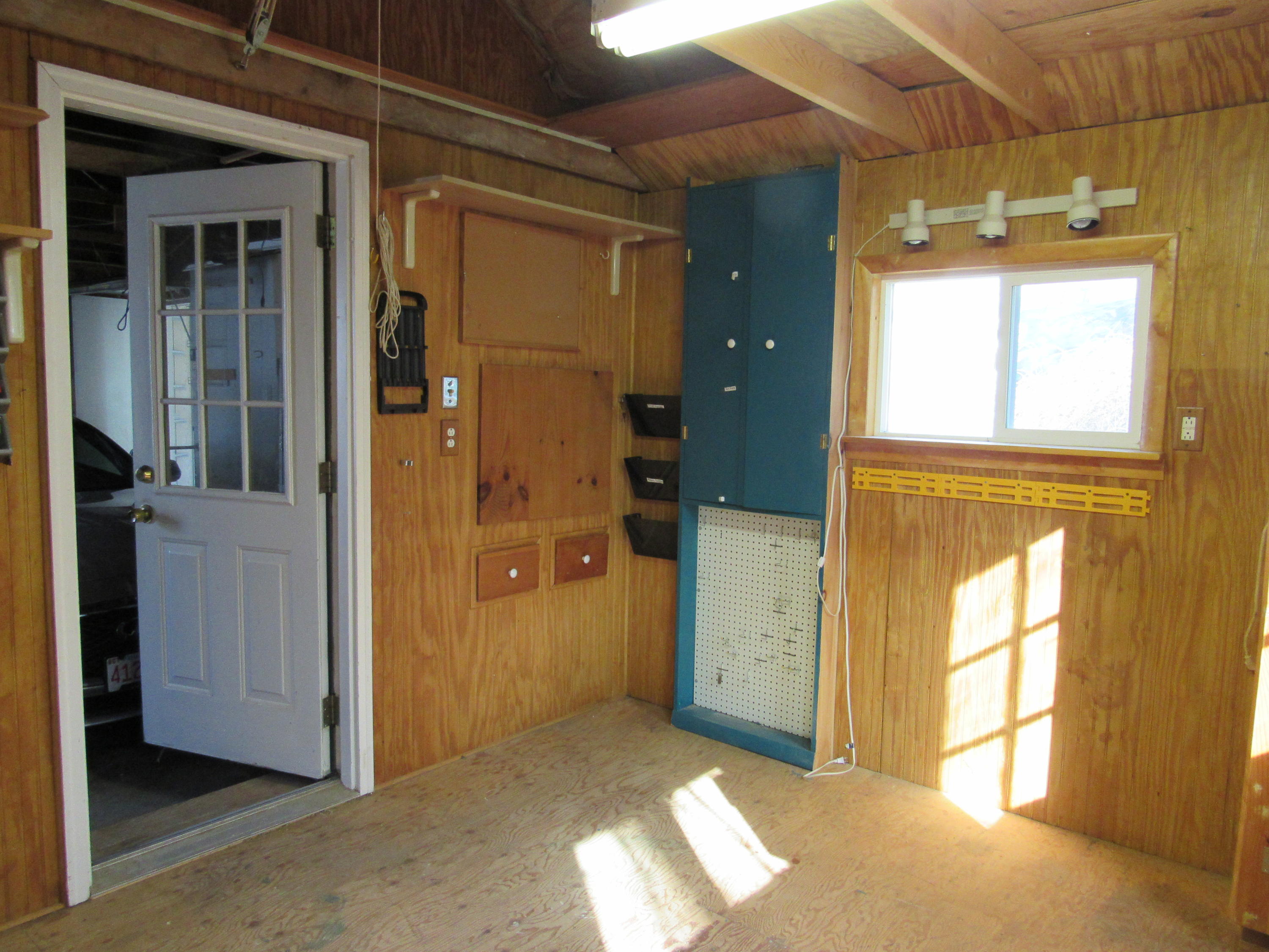 21 Beacon Point Road Pocasset, MA 02559 - Photo 31 of 37 096