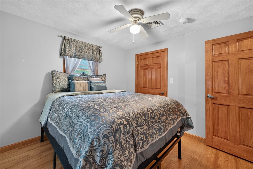 4 Jeffrey Road Billerica, MA 01821 - Photo 22 of 41 Gallery Image 22