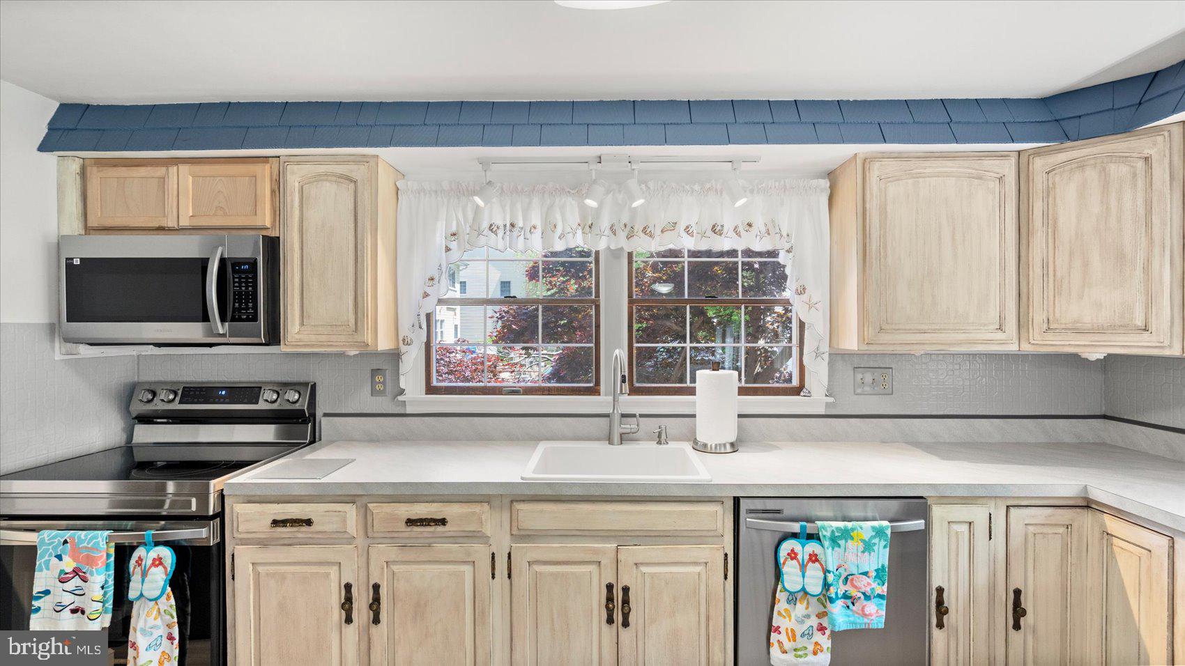 6609 Blackhead Road Baltimore, MD 21220 - Photo 12 of 53