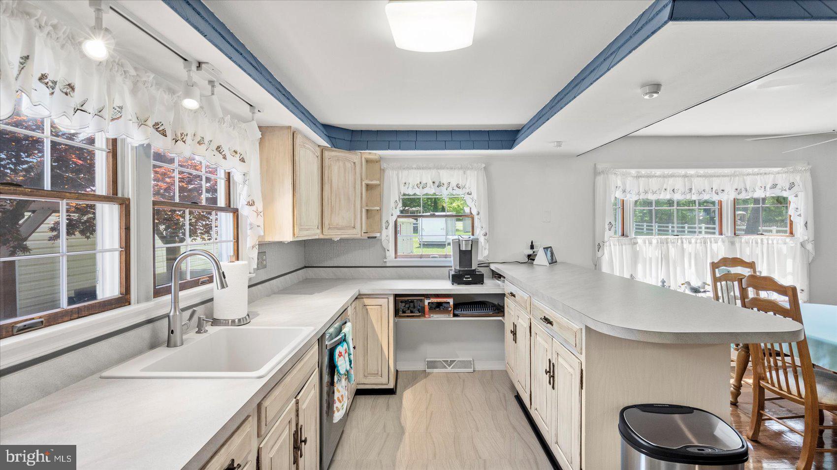 6609 Blackhead Road Baltimore, MD 21220 - Photo 13 of 53