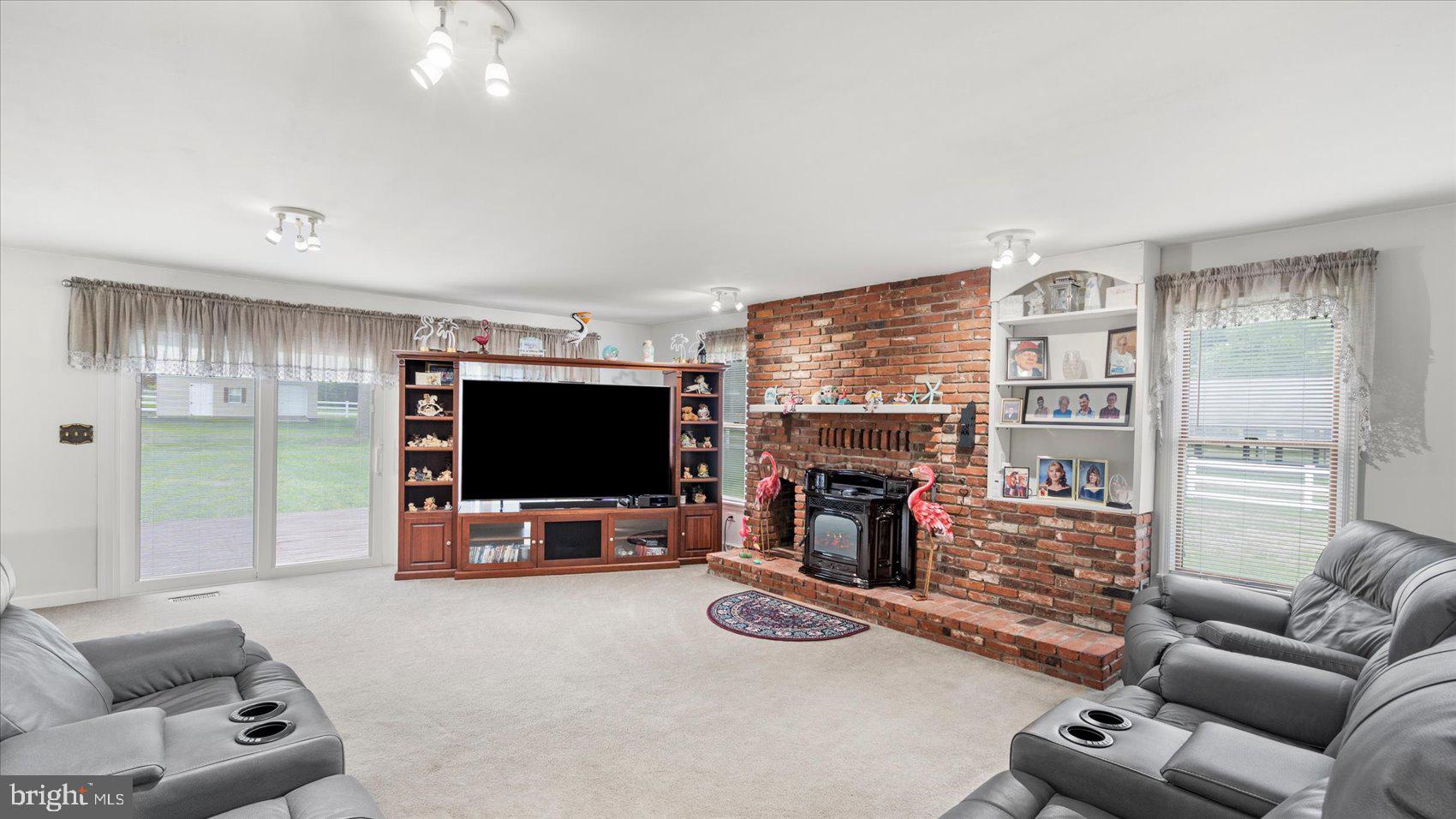 6609 Blackhead Road Baltimore, MD 21220 - Photo 4 of 53