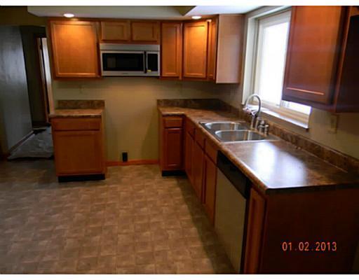 4920 West Ridgewood Road Springfield, OH 45503 - Photo 4 of 14