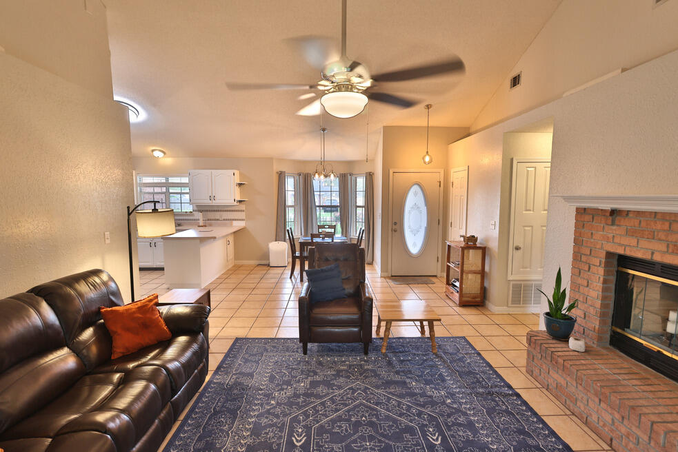 4820 Young Road Crestview, FL 32539 - Photo 14 of 81 3O0A0186