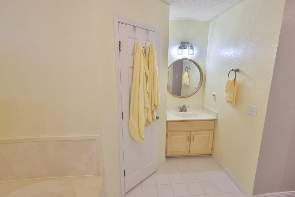 4820 Young Road Crestview, FL 32539 - Photo 34 of 81 3O0A0110