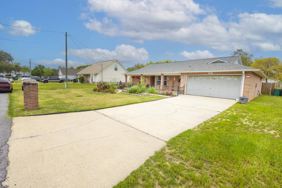 4820 Young Road Crestview, FL 32539 - Photo 80 of 81 3O0A9914copy
