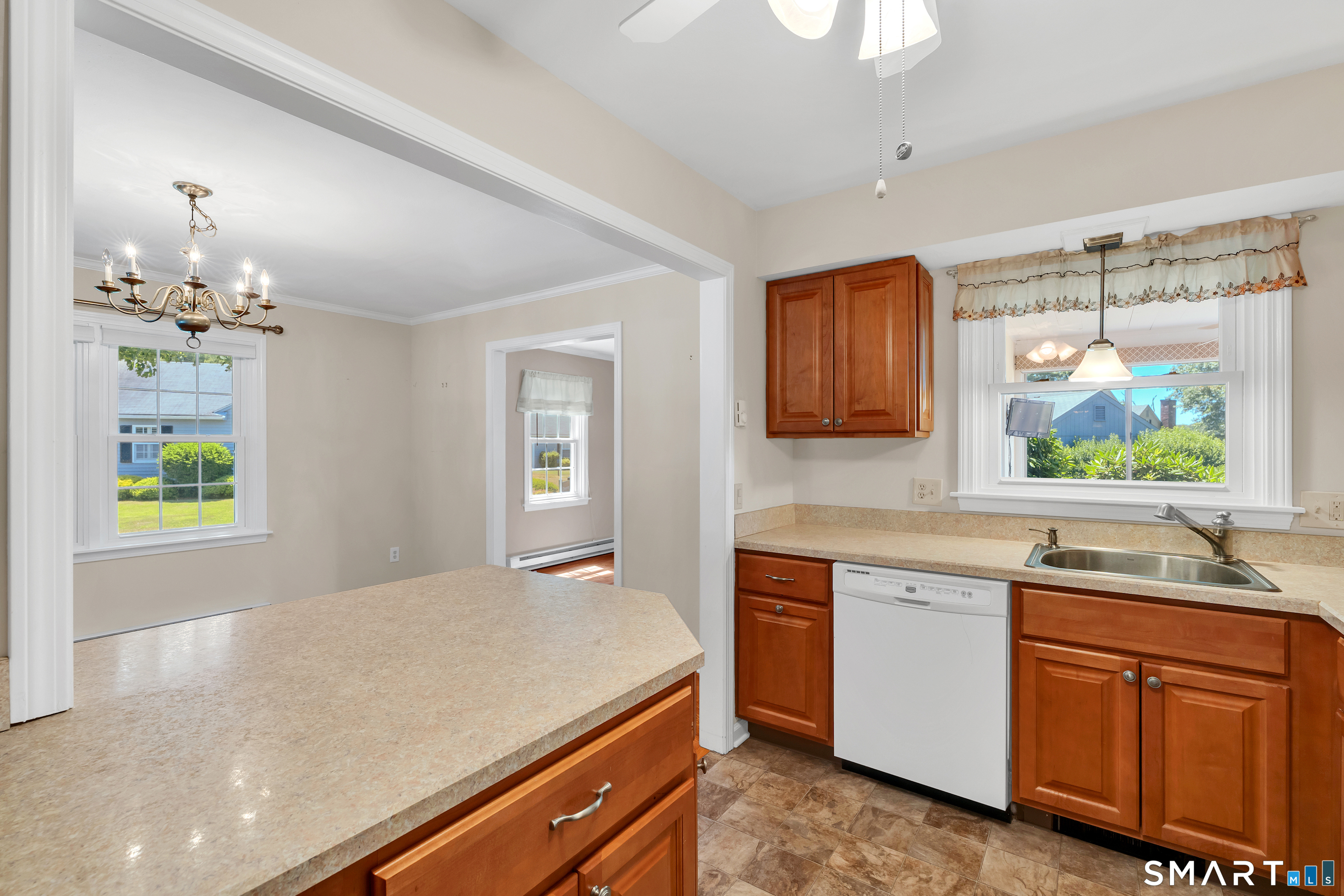 28 Downing Way, Unit 28 Madison, CT 06443 - Photo 9 of 30 Handsome maple cabinetry
