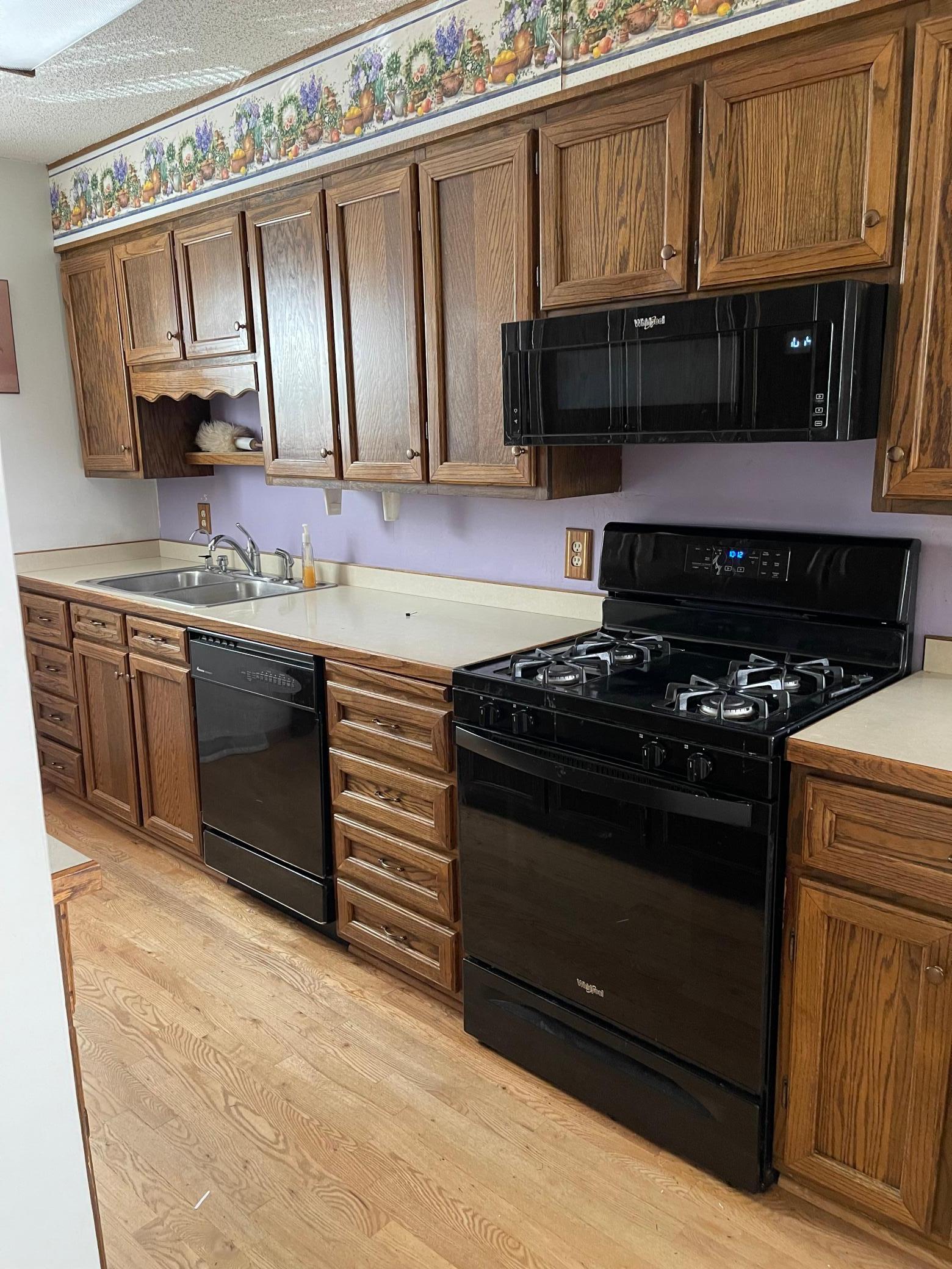 415 10th Avenue Southwest Austin, MN 55912 - Photo 5 of 32