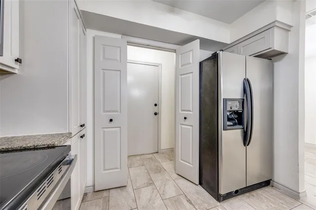 a view of a walk in closet