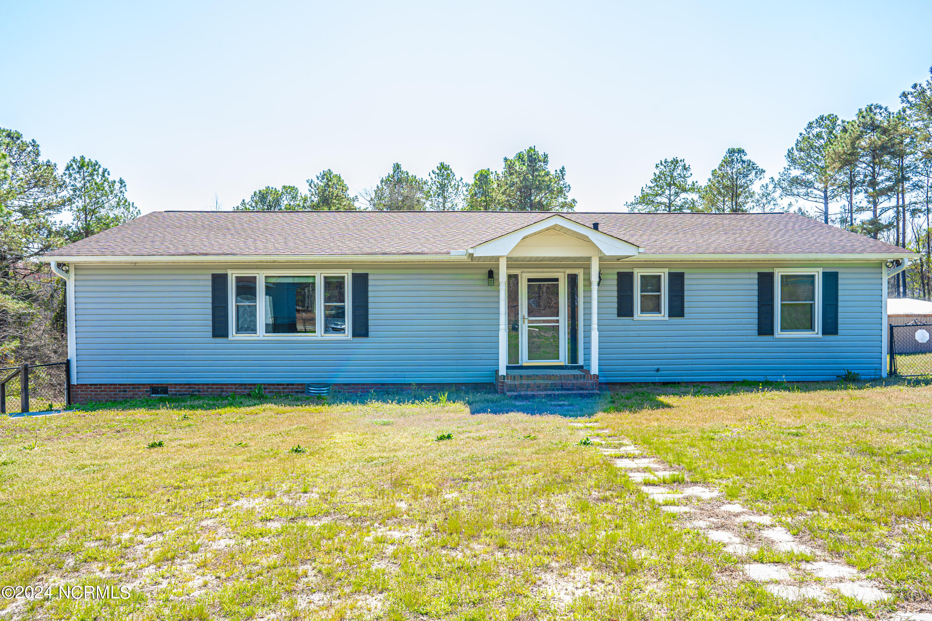 824 East Washington Street Rockingham, NC 28379 - Photo 4 of 44 DSC01516