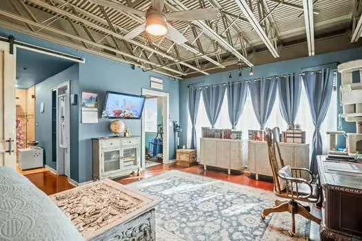 $285,000 | 901 North Upper Broadway, Unit 201, Corpus Christi, TX 78401