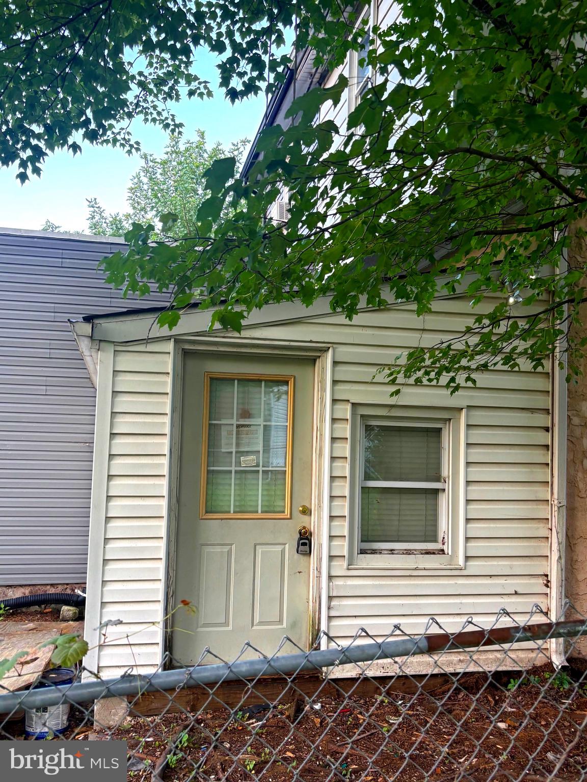 4216 West 7th Street Trainer, PA 19061 - Photo 21 of 26 a small white house with a outdoor space