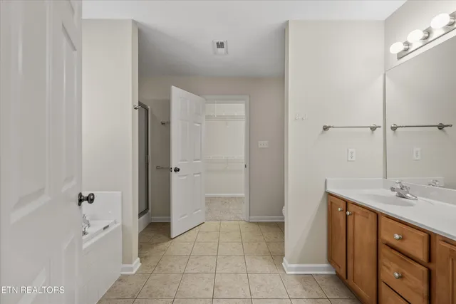 $479,900 | 500 Mountain Pass Lane, Knoxville, TN 37923