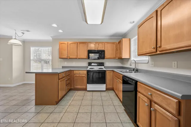 $479,900 | 500 Mountain Pass Lane, Knoxville, TN 37923