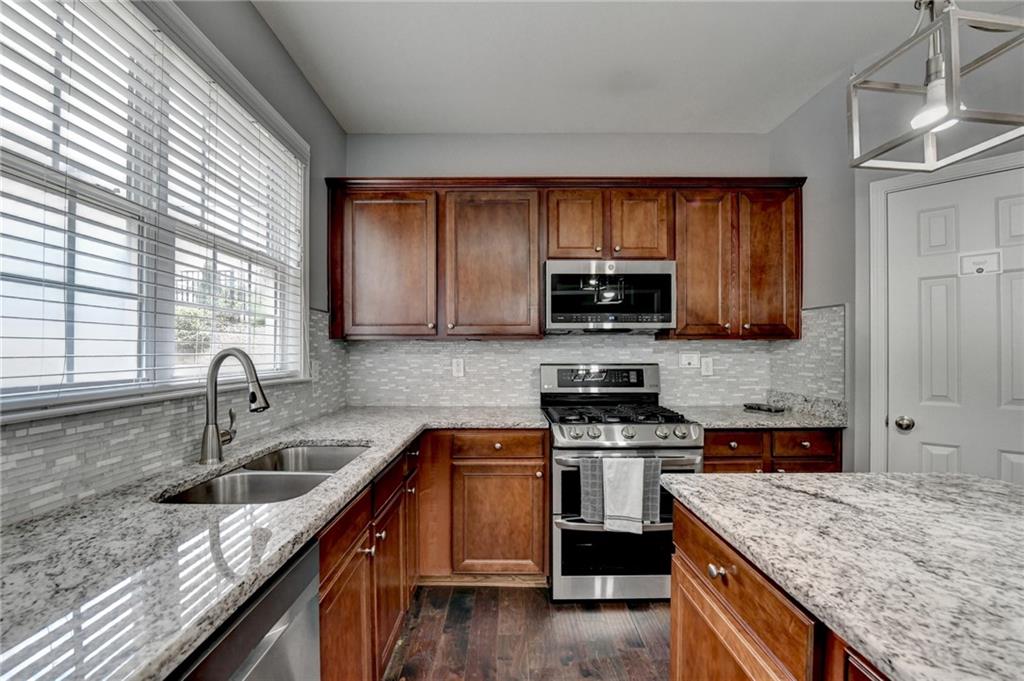 450 Hillingdon Way Suwanee, GA 30024 - Photo 26 of 71