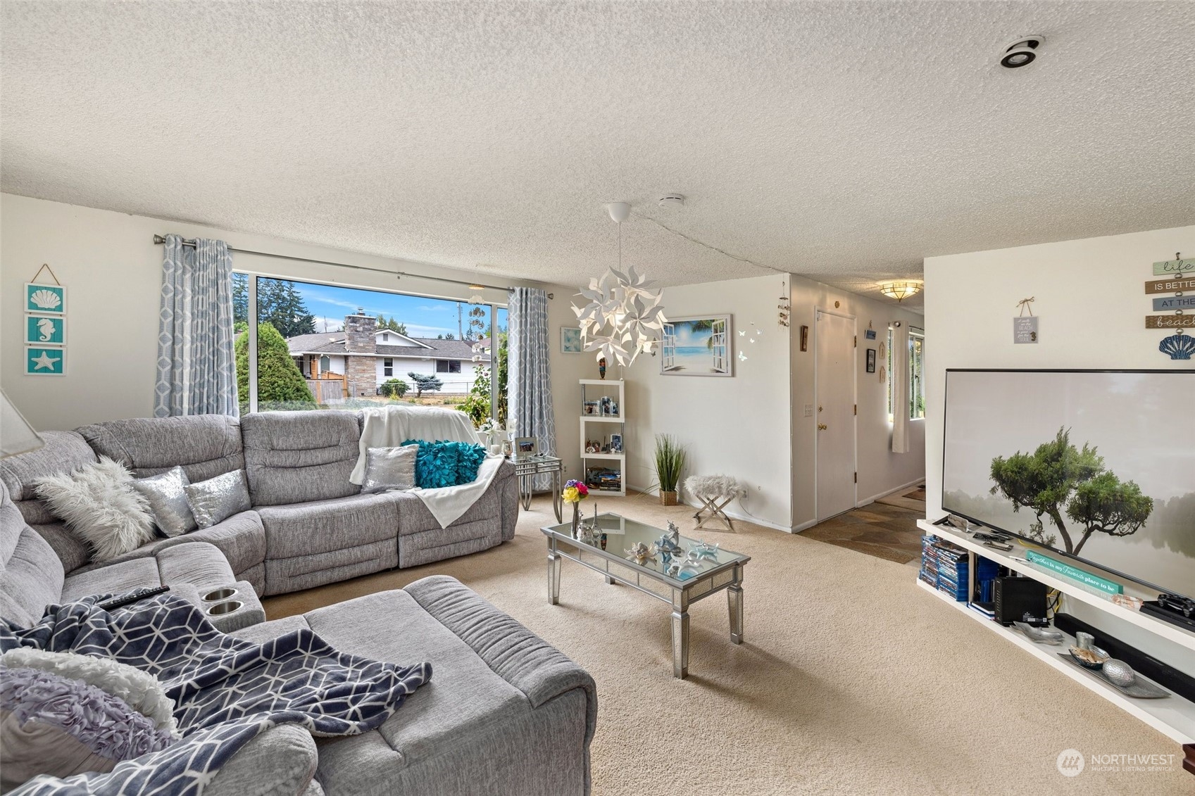 10708 Southeast 186th Street Renton, WA 98055 - Photo 3 of 23 Gallery Image 3