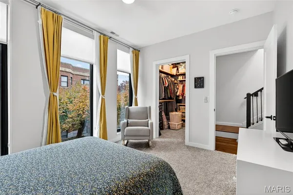$799,000 | 215 North Sarah Street, Unit 7, St. Louis, MO 63108