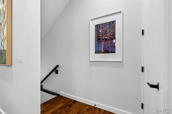 $799,000 | 215 North Sarah Street, Unit 7, St. Louis, MO 63108