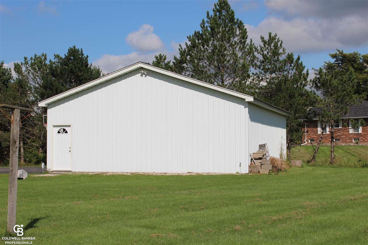 4969 Bowman Road St. Clair, MI 48079 - Photo 7 of 77 31362927-6.JPG