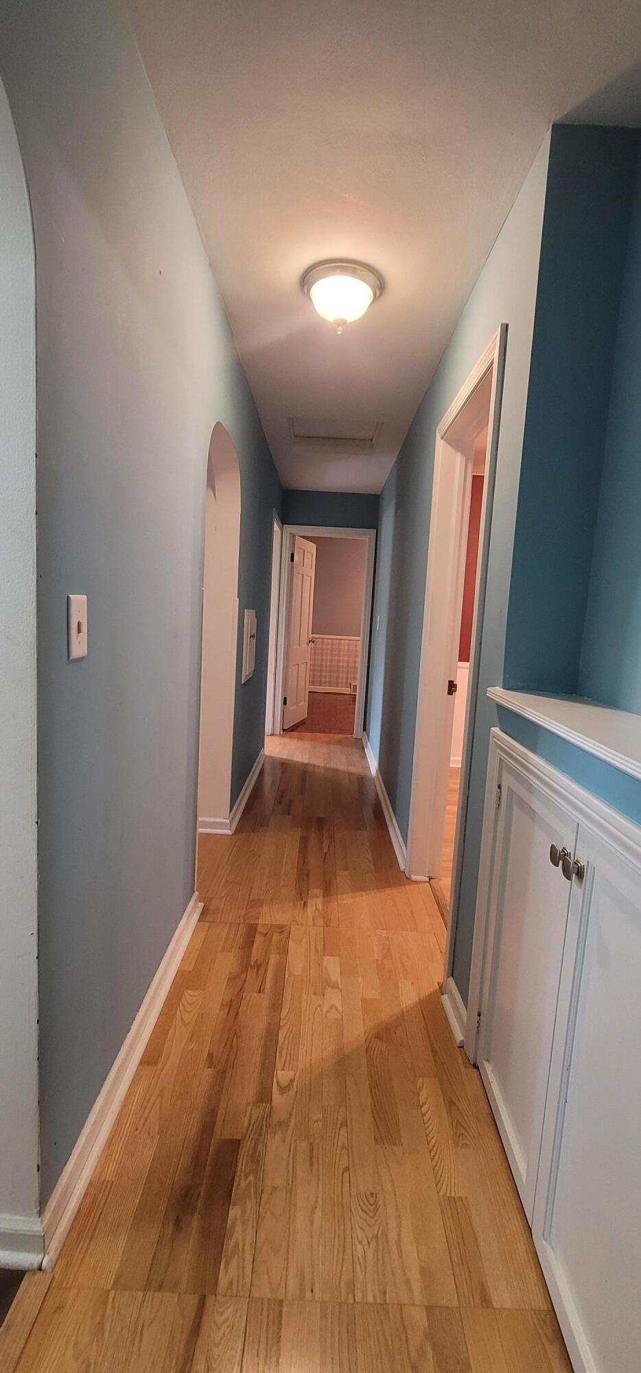 601 Isabelle Avenue Racine, WI 53402 - Photo 20 of 39 Hallway