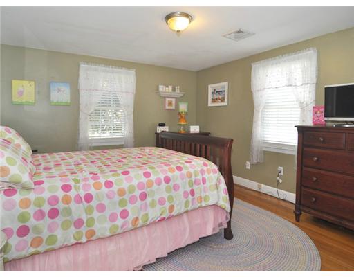 62 Warwick Street Woonsocket, RI 02895 - Photo 11 of 20 Bedroom.