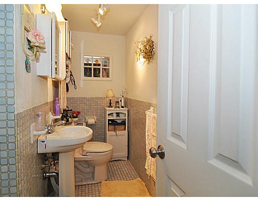 62 Warwick Street Woonsocket, RI 02895 - Photo 20 of 20 Bathroom.