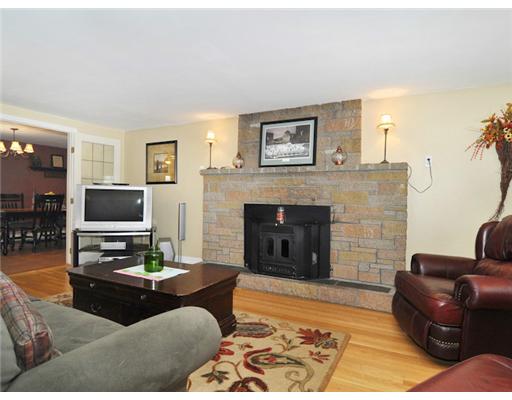 62 Warwick Street Woonsocket, RI 02895 - Photo 2 of 20 Living Room.