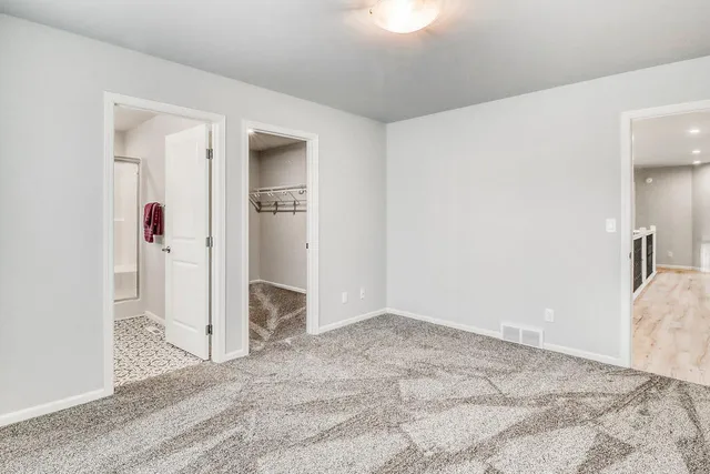 $800,000 | 3521 Grandwood Drive North, Fargo, ND 58102